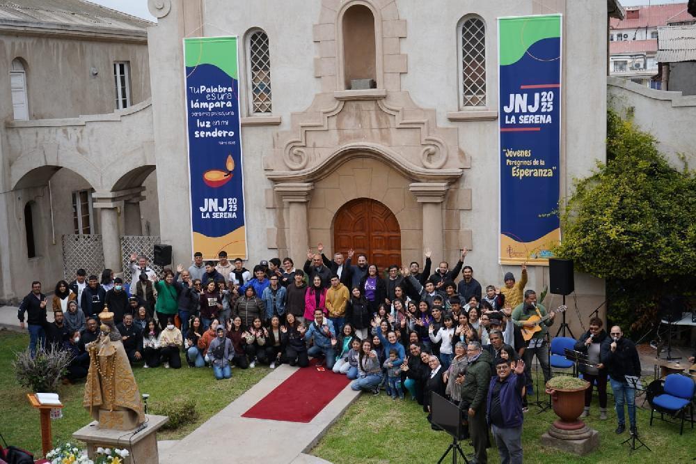 Jóvenes Peregrinos de Esperanza La invitación a la Jornada Nacional de